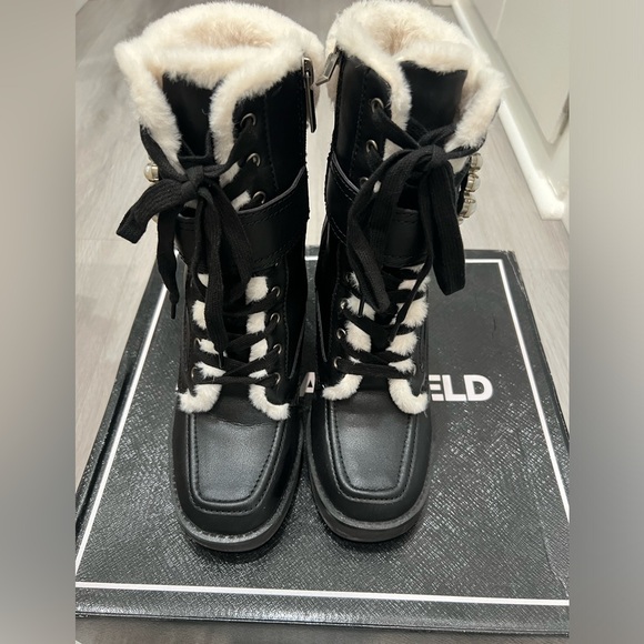 Karl Lagerfeld Booties - Picture 2 of 3